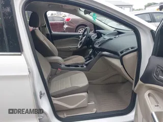 2013 Ford Escape SE z VIN 1FMCU0G95DUC11906, wystawiony jako IAAI lot #42367480 z przebiegiem 149 173 mil mil oraz . Historia ofert i sprzedaży dostępna na DreamBid. Obrazek 5.