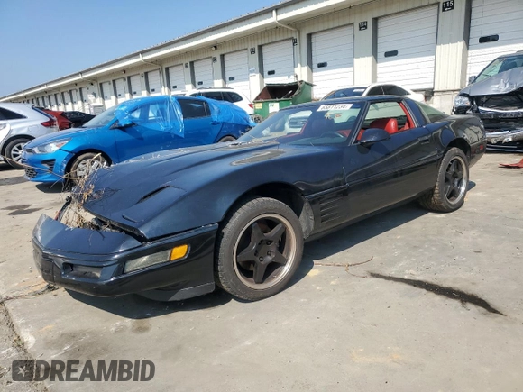 1992 Chevrolet Corvette z VIN 1G1YY23P4N5105420, wystawiony jako Copart lot #65811234 z przebiegiem Nie podano mil oraz Szkoda całkowita • Salvage title. Historia ofert i sprzedaży dostępna na DreamBid. Obrazek 1.