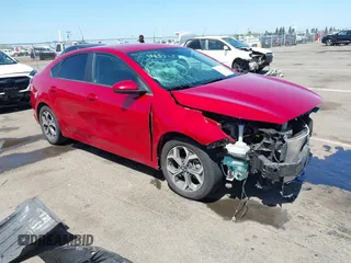 2020 Kia Forte LXS z VIN 3KPF24AD2LE248291, wystawiony jako IAAI lot #42084121 z przebiegiem 58 169 mil mil oraz . Historia ofert i sprzedaży dostępna na DreamBid. Obrazek 1.