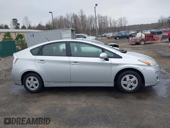 2010 Toyota Prius II with VIN JTDKN3DU8A0228564, listed as a IAAI auction lot 41795365 with 160,578 mi miles. Bid and sale history available at carsss.com. Image 13.