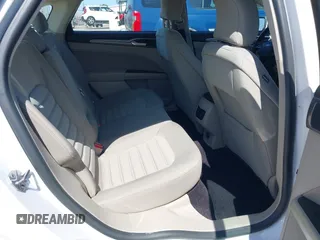 2017 Ford Fusion SE с VIN 3FA6P0HD2HR313811, выставлен на аукционе IAAI как лот 42460885 с пробегом 170 591 миль миль и . История ставок и продаж доступна на DreamBid. Изображение 8.