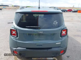 2018 Jeep Renegade Latitude with VIN ZACCJABB9JPH58087, listed as a IAAI auction lot 42109926 with 126,109 mi miles and . Bid and sale history available at DreamBid. Image 16.