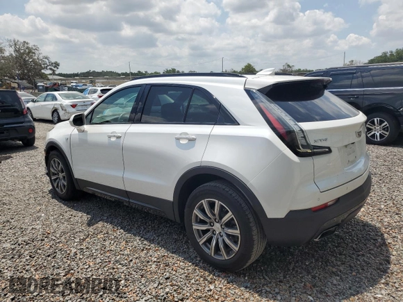 2019 Cadillac XT4 FWD Sport z VIN 1GYFZER47KF187301, wystawiony jako Copart lot #57715115 z przebiegiem 64 246 mil mil oraz Szkody całkowita. Historia ofert i sprzedaży dostępna na DreamBid. Obrazek 2.