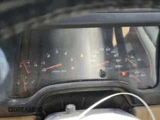 2001 Jeep Wrangler Sahara with VIN 1J4FA59S81P345126, listed as a Copart auction lot 88213245 with 152,211 mi miles and Salvage Title. Bid and sale history available at carsss.com. Image 9.