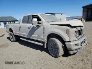 2018 Ford F-350 XL z VIN 1FT8W3BT9JEC57592, wystawiony jako Copart lot #49239965 z przebiegiem 78 885 mil mil oraz Szkoda całkowita • Salvage title. Historia ofert i sprzedaży dostępna na DreamBid. Obrazek 4.