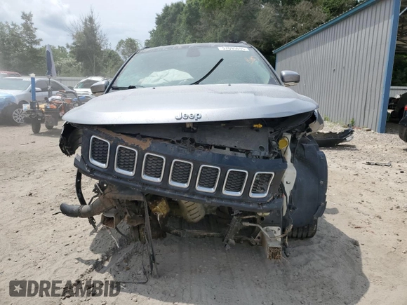 2018 Jeep Compass Limited with VIN 3C4NJDCB2JT101326, listed as a Copart auction lot 57095695 with 137,031 mi miles and Non repairable. Bid and sale history available at DreamBid. Image 5.