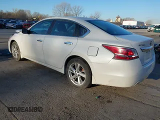 2014 Nissan Altima 2.5 S with VIN 1N4AL3AP4EC202621, listed as a IAAI auction lot 41850273 with 117,567 mi miles. Bid and sale history available at carsss.com. Image 3.