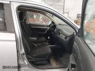 2017 Mitsubishi Outlander ES with VIN JA4AZ2A35HZ033141, listed as a IAAI auction lot 41738090 with 188,662 mi miles. Bid and sale history available at carsss.com. Image 5.