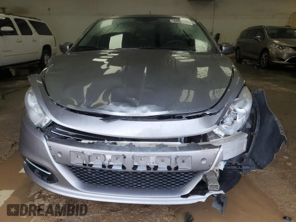 2013 Dodge Dart Aero z VIN 1C3CDFAHXDD216076, wystawiony jako Copart lot #44908645 z przebiegiem 175 556 mil mil oraz Czysty tytuł • Clean title. Historia ofert i sprzedaży dostępna na DreamBid. Obrazek 5.