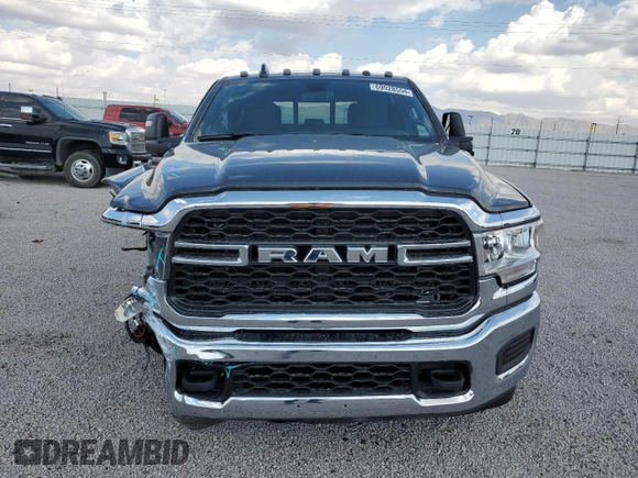 2024 Ram 3500 Tradesman with VIN 3C63RRGL1RG317583, listed as a Copart auction lot 69928554 with 839 mi miles and Salvage Title. Bid and sale history available at carsss.com. Image 5.