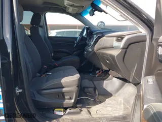 2019 Chevrolet Tahoe Commercial with VIN 1GNLCDECXKR231072, listed as a IAAI auction lot 41800007 with 100,101 mi miles. Bid and sale history available at carsss.com. Image 5.