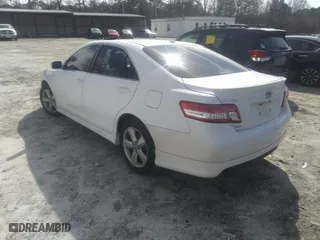 2011 Toyota Camry LE with VIN 4T1BK3EK0BU611412, listed as a IAAI auction lot 41596045 with 289,906 mi miles. Bid and sale history available at carsss.com. Image 3.