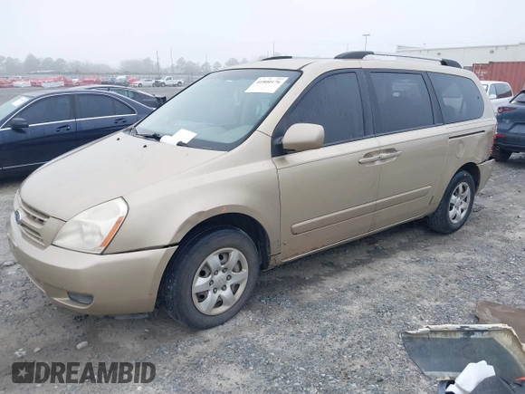 2009 Kia Sedona LX with VIN KNDMB233896309917, listed as a IAAI auction lot 41800176 with 177,329 mi miles. Bid and sale history available at carsss.com. Image 17.