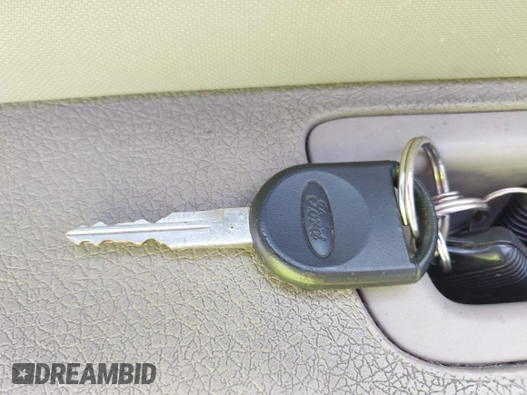 2009 Ford F-150 XL with VIN 1FTPW14VX9FB31407, listed as a IAAI auction lot 42543322 with 86,912 mi miles and . Bid and sale history available at DreamBid. Image 11.
