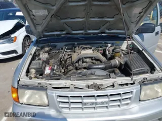 1998 Isuzu Rodeo S with VIN 4S2CM58WXW4325350, listed as a IAAI auction lot 42084411 with 292,784 mi miles. Bid and sale history available at carsss.com. Image 10.