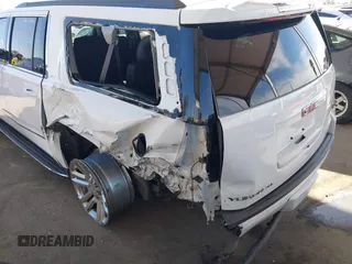 2017 GMC Yukon XL SLT with VIN 1GKS2GKC5HR403907, listed as a IAAI auction lot 41835784 with 46,004 mi miles. Bid and sale history available at carsss.com. Image 6.
