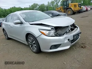 2017 Nissan Altima SL с VIN 1N4AL3APXHC184582, выставлен на аукционе Copart как лот 62829035 с пробегом 137 082 миль миль и Списание • Salvage title. История ставок и продаж доступна на DreamBid. Изображение 11.