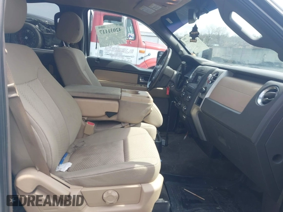 2014 Ford F-150 XL with VIN 1FTFW1EF0EKF80292, listed as a IAAI auction lot 42031117 with 137,595 mi miles. Bid and sale history available at carsss.com. Image 5.