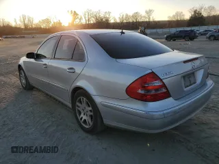 2005 Mercedes-Benz E-Class 3.2L with VIN WDBUF65J55A613008, listed as a Copart auction lot 42048595 with 235,307 mi miles and Clean Title. Bid and sale history available at carsss.com. Image 2.