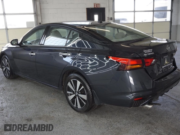 2020 Nissan Altima SV z VIN 1N4BL4DW2LC177972, wystawiony jako Copart lot #58265015 z przebiegiem 57 008 mil mil oraz Szkoda całkowita • Salvage title. Historia ofert i sprzedaży dostępna na DreamBid. Obrazek 4.