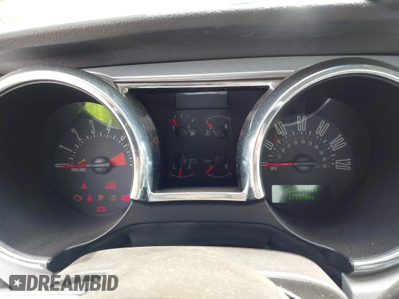 2008 Ford Mustang Deluxe with VIN 1ZVHT80NX85120503, listed as a IAAI auction lot 42530285 with 171,570 mi miles and . Bid and sale history available at DreamBid. Image 7.