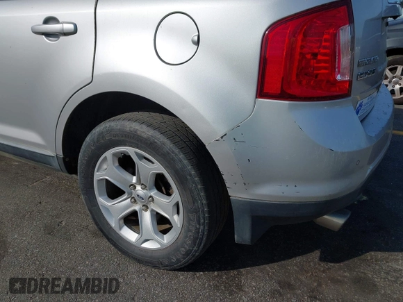 2011 Ford Edge Limited with VIN 2FMDK3KC2BBA02771, listed as a IAAI auction lot 41912552 with 211,747 mi miles. Bid and sale history available at carsss.com. Image 14.