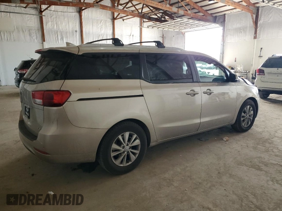 2016 Kia Sedona LX with VIN KNDMB5C13G6172544, listed as a Copart auction lot 47193565 with 101,044 mi miles and Salvage Title. Bid and sale history available at carsss.com. Image 3.