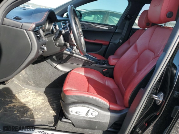 2017 Porsche Macan GTS with VIN WP1AG2A58HLB52820, listed as a Copart auction lot 47986405 with 0 mi miles and Clean Title. Bid and sale history available at carsss.com. Image 7.