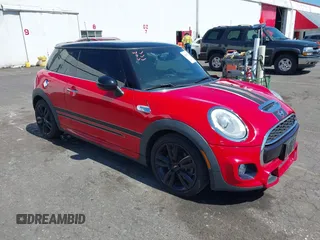 2015 MINI Hardtop S z VIN WMWXP7C57F2A36839, wystawiony jako IAAI lot #42087341 z przebiegiem 52 609 mil mil oraz . Historia ofert i sprzedaży dostępna na DreamBid. Obrazek 1.