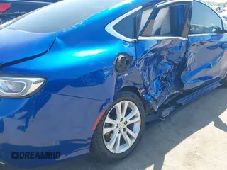 2015 Chrysler 200 Limited with VIN 1C3CCCAB5FN543124, listed as a IAAI auction lot 42024781 with 196,020 mi miles. Bid and sale history available at carsss.com. Image 6.