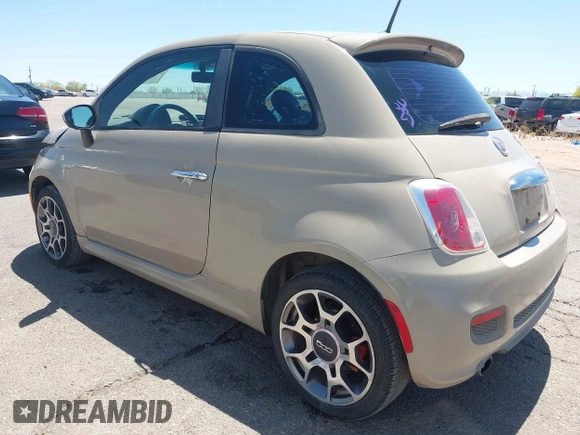 2012 FIAT 500 Sport z VIN 3C3CFFBR8CT131358, wystawiony jako IAAI lot #42073694 z przebiegiem 113 987 mil mil oraz . Historia ofert i sprzedaży dostępna na DreamBid. Obrazek 3.