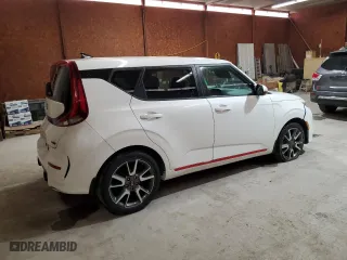 2020 Kia Soul GT-Line with VIN KNDJ63AUXL7703333, listed as a Copart auction lot 49205725 with 47,372 mi miles and Salvage Title. Bid and sale history available at carsss.com. Image 3.