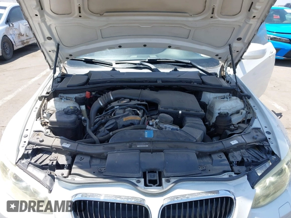 2011 BMW 3 Series 335i with VIN WBAKG7C53BE598107, listed as a IAAI auction lot 42498533 with 129,784 mi miles and . Bid and sale history available at DreamBid. Image 10.