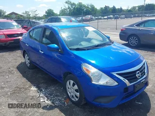 2016 Nissan Versa SV z VIN 3N1CN7AP4GL896354, wystawiony jako IAAI lot #42400682 z przebiegiem 80 853 mil mil oraz . Historia ofert i sprzedaży dostępna na DreamBid. Obrazek 1.