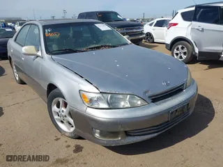 2001 Lexus ES 300 with VIN JT8BF28G715108719, listed as a IAAI auction lot 41672480 with 1 mi miles. Bid and sale history available at carsss.com. Image 1.
