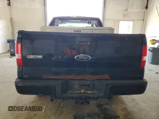 2005 Ford F-150 STX z VIN 1FTRX14WX5FB39323, wystawiony jako Copart lot #59340055 z przebiegiem 250 833 mil mil oraz Czysty tytuł • Clean title. Historia ofert i sprzedaży dostępna na DreamBid. Obrazek 6.