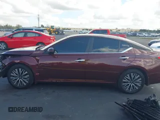 2024 Nissan Altima SV with VIN 1N4BL4DV1RN405299, listed as a IAAI auction lot 42235613 with 4,127 mi miles and . Bid and sale history available at DreamBid. Image 14.