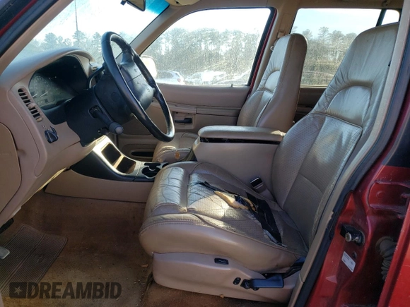 1997 Ford Explorer XL z VIN 1FMDU32E7VZB27827, wystawiony jako Copart lot #88686485 z przebiegiem 237 485 mil mil oraz Szkoda całkowita • Salvage title. Historia ofert i sprzedaży dostępna na DreamBid. Obrazek 7.
