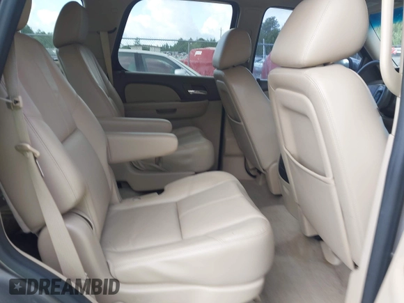 2012 Chevrolet Tahoe LT z VIN 1GNSCBE08CR320257, wystawiony jako IAAI lot #42214920 z przebiegiem 189 532 mil mil oraz . Historia ofert i sprzedaży dostępna na DreamBid. Obrazek 8.