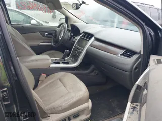 2014 Ford Edge Limited with VIN 2FMDK3KCXEBA34632, listed as a IAAI auction lot 41808621 with 212,862 mi miles. Bid and sale history available at carsss.com. Image 5.