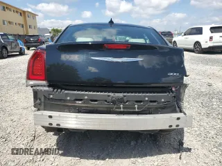 2019 Chrysler 300 with VIN 2C3CCABG8KH508305, listed as a Copart auction lot 53544525 with 112,800 mi miles and Non Repairable. Bid and sale history available at carsss.com. Image 6.