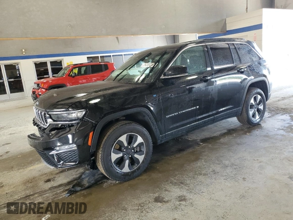 2024 Jeep Grand Cherokee z VIN 1C4RJYB6XRC181463, wystawiony jako Copart lot #62473485 z przebiegiem 42 142 mil mil oraz Czysty tytuł • Clean title. Historia ofert i sprzedaży dostępna na DreamBid. Obrazek 1.
