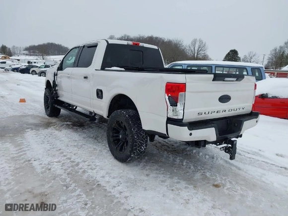 2019 Ford Super Duty F-250 SRW XL with VIN 1FT7W2BTXKEE81526, listed as a IAAI auction lot 41322946 with 37,948 mi miles. Bid and sale history available at carsss.com. Image 3.