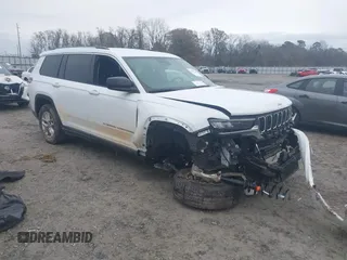 2022 Jeep Grand Cherokee Altitude z VIN 1C4RJJAG6N8608944, wystawiony jako IAAI lot #41423313 z przebiegiem 53 086 mil mil oraz . Historia ofert i sprzedaży dostępna na DreamBid. Obrazek 1.