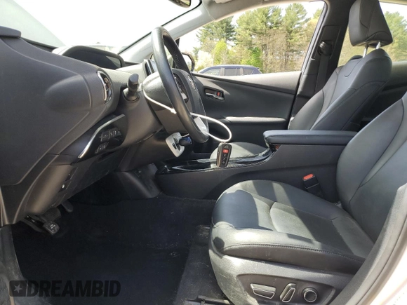 2017 Toyota Prius Plus z VIN JTDKARFP8H3049875, wystawiony jako Copart lot #54362185 z przebiegiem 81 193 mil mil oraz Szkoda całkowita • Salvage title. Historia ofert i sprzedaży dostępna na DreamBid. Obrazek 7.
