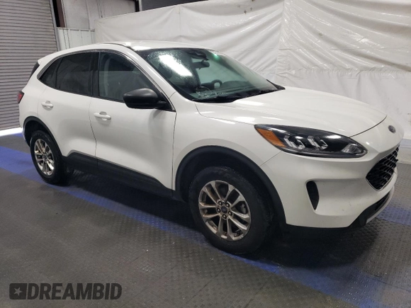 2022 Ford Escape SE with VIN 1FMCU9G68NUA60720, listed as a Copart auction lot 45965875 with 154,361 mi miles and Clean Title. Bid and sale history available at DreamBid. Image 4.