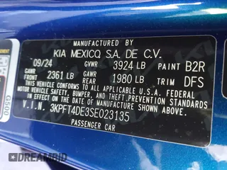 2025 Kia K4 LXS with VIN 3KPFT4DE3SE023135, listed as a IAAI auction lot 41258178 with 679 mi miles. Bid and sale history available at carsss.com. Image 9.