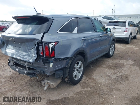 2023 Kia Sorento LX with VIN 5XYRG4LC3PG200519, listed as a IAAI auction lot 42500270 with 48,376 mi miles and . Bid and sale history available at DreamBid. Image 4.