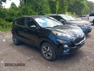 2022 Kia Sportage LX with VIN KNDPMCAC9N7951986, listed as a IAAI auction lot 39586396 with 26,190 mi miles. Bid and sale history available at carsss.com. Image 1.