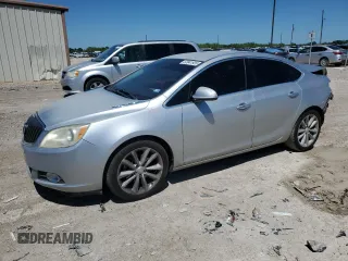 2014 Buick Verano Group z VIN 1G4PS5SK8E4123710, wystawiony jako Copart lot #53941935 z przebiegiem 130 525 mil mil oraz Szkoda całkowita • Salvage title. Historia ofert i sprzedaży dostępna na DreamBid. Obrazek 1.